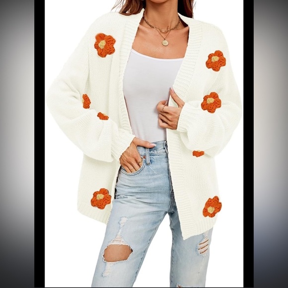 ARULA Cream oversized Cardigan with Tan Floral Details - Picture 8 of 8